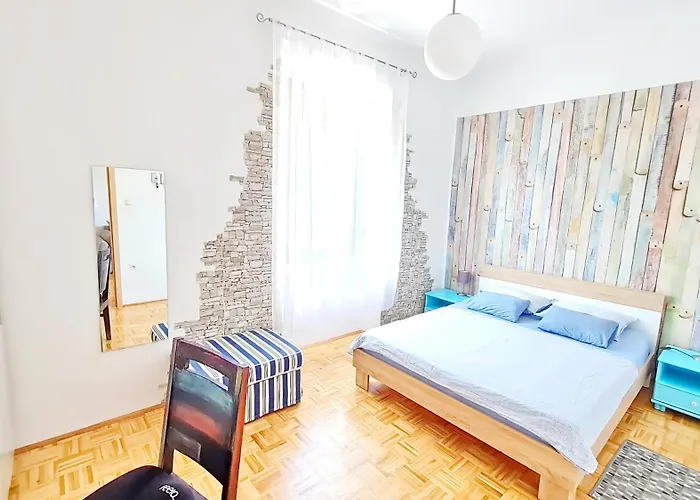 Апартаменти Sole Di Пула